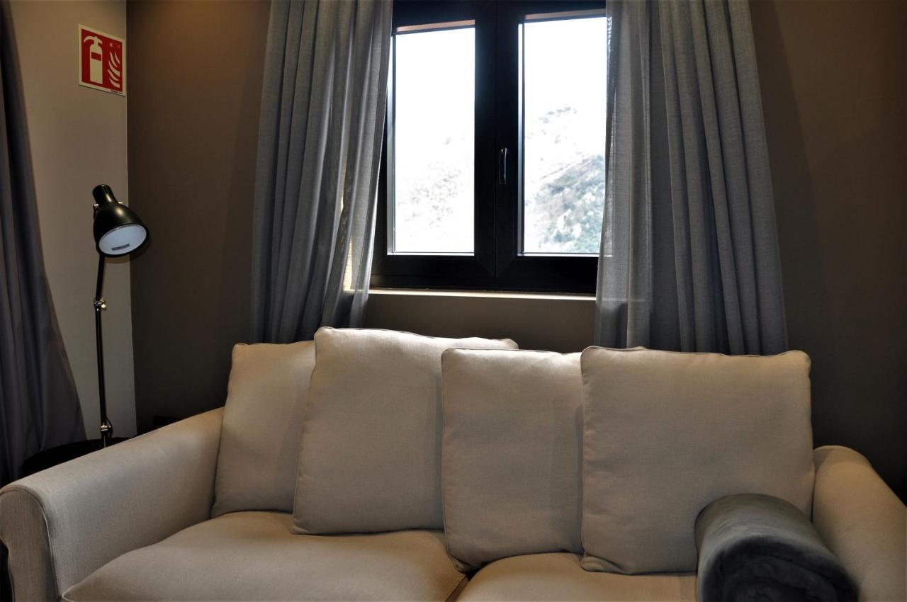 Apartamentos Las Agueeras Linares  Eksteriør billede